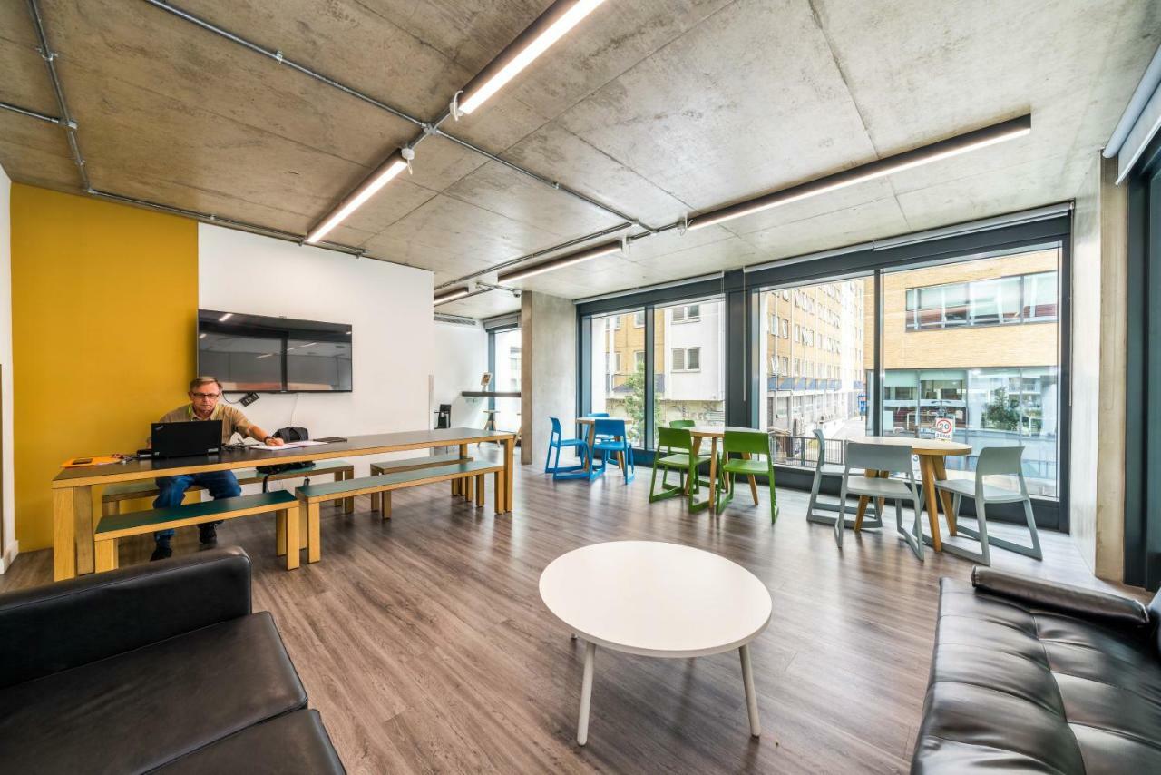 Hashtag Aldgate Campus Accommodation ロンドン エクステリア 写真