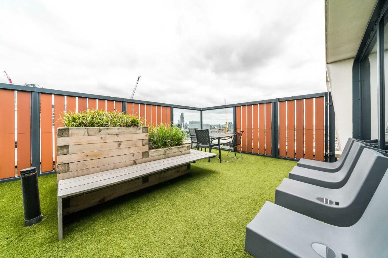 Hashtag Aldgate Campus Accommodation ロンドン エクステリア 写真