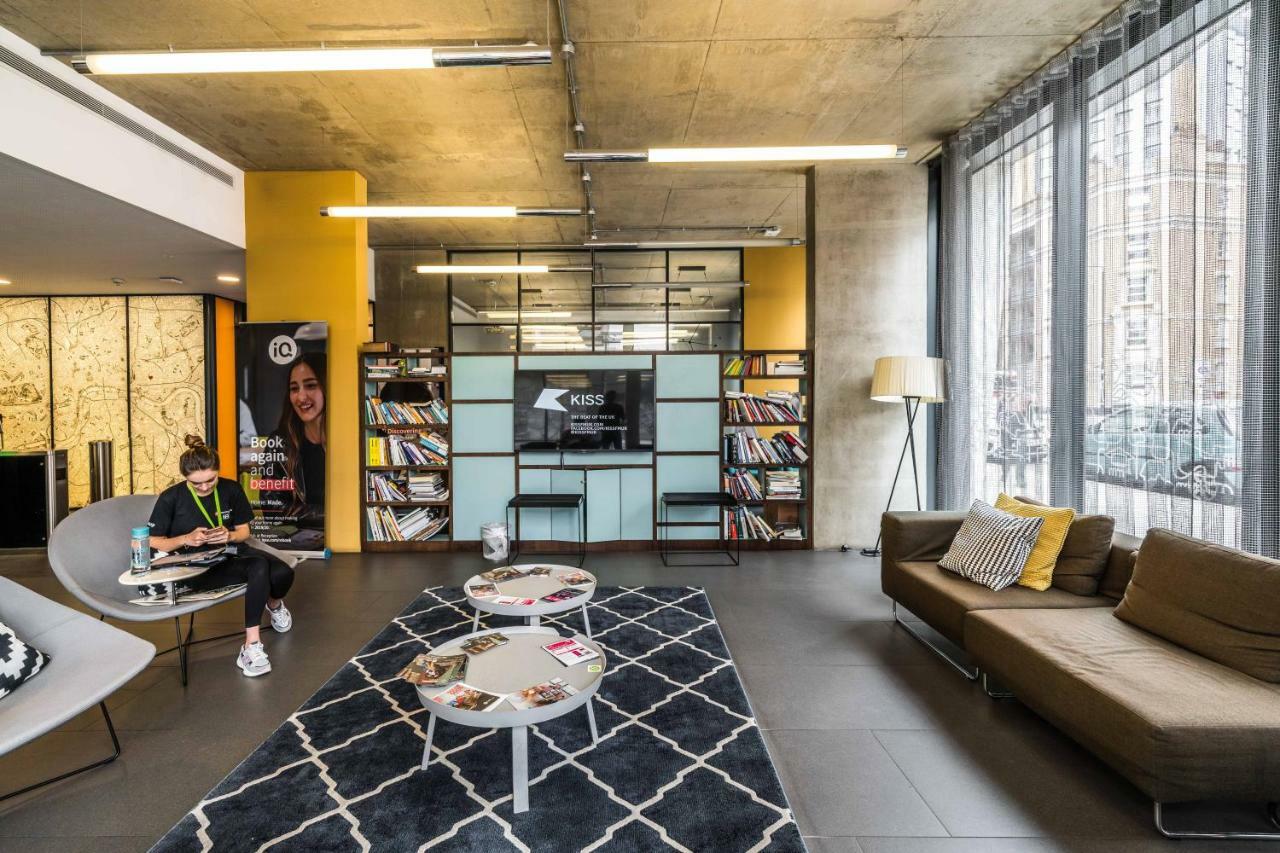 Hashtag Aldgate Campus Accommodation ロンドン エクステリア 写真