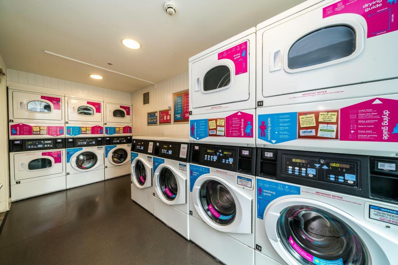 Hashtag Aldgate Campus Accommodation ロンドン エクステリア 写真